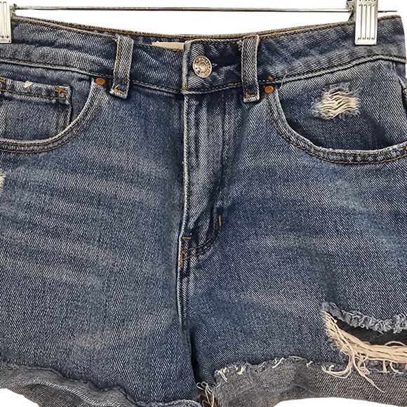 Pacsun Womans size 24/0 Mom Shorts Distressed Raw Hem Loose Fit Dark Wash Cuffed - Picture 2 of 8